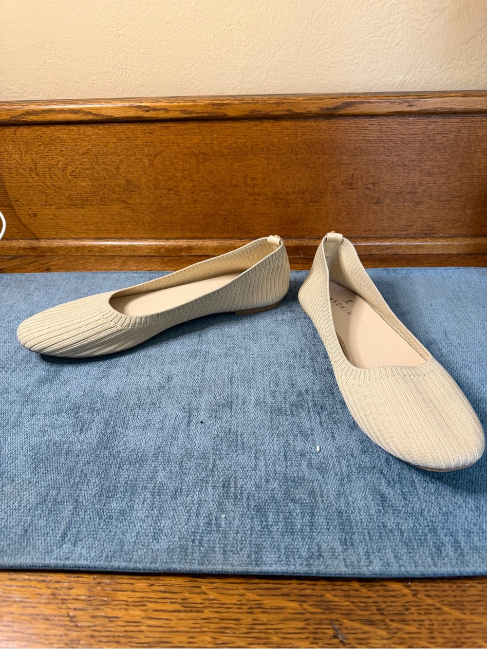 DANSKIN Women's Beige Knit Ballet Flats - Comfortable Everyday Slip-Ons size 10
